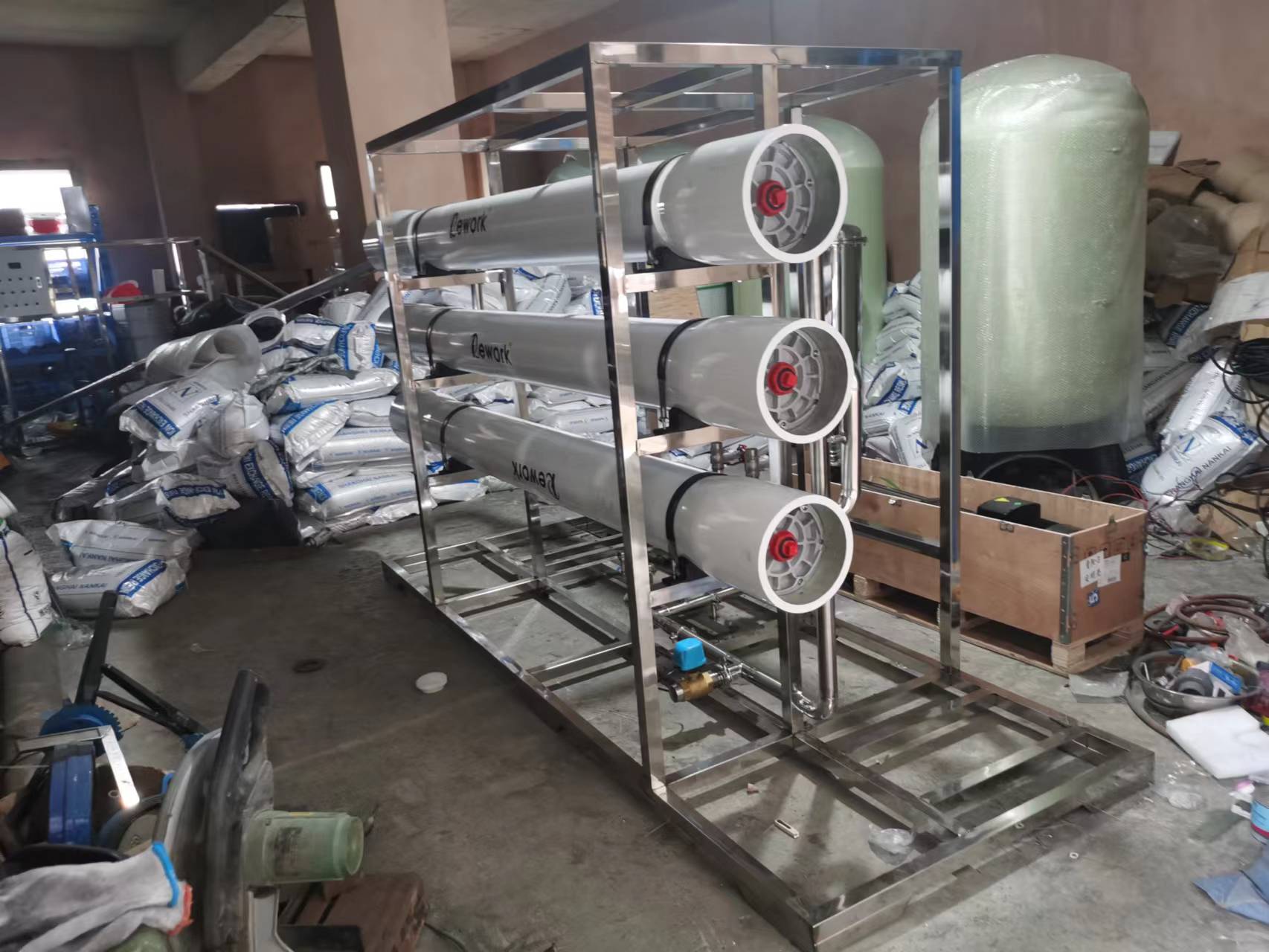 貴陽純水酒廠凈水設備，6噸反滲透設備